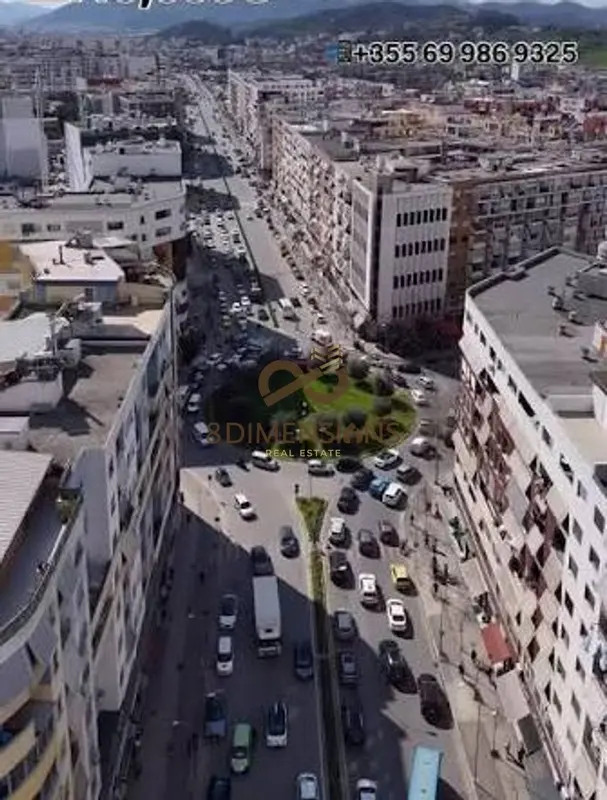 Locale commerciale in affitto ad Astir, Tirana, 100 m²