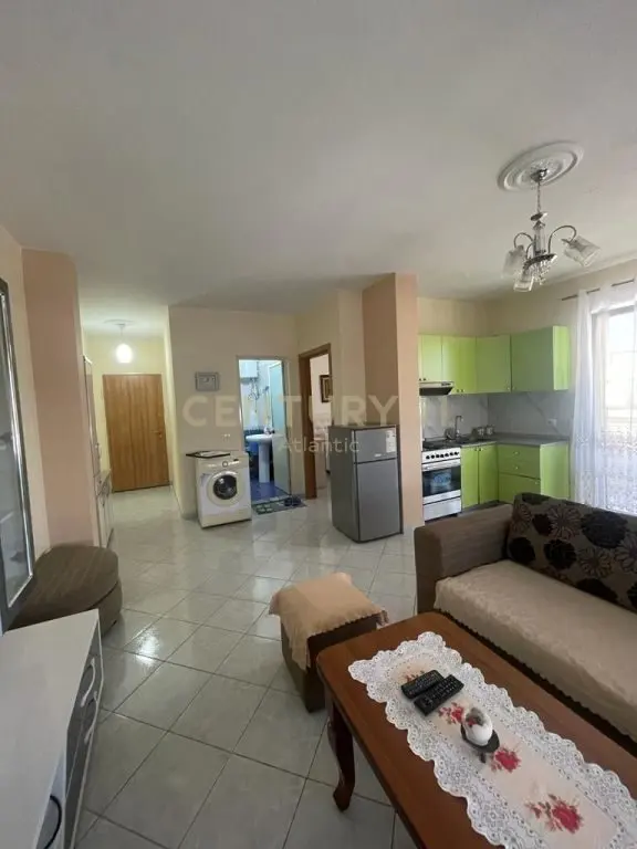 Apartament 1+1 me qera në Plazh, Durrës, 70 m²