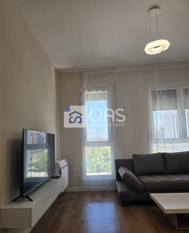 Appartamento 1+1 in affitto a 5 maj, Tirana, 65 m²