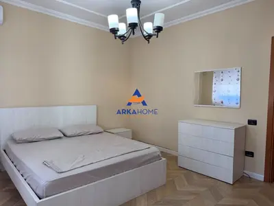 Appartamento 4+1 in affitto ad Ish Ekspozita, Tirana, 140 m². Foto 4 di 11