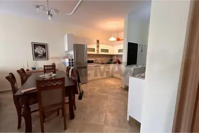 Apartament 2+1 me qera në Rruga Gjergj Kastrioti, Vlorë, 92 m². Foto 7 nga 12