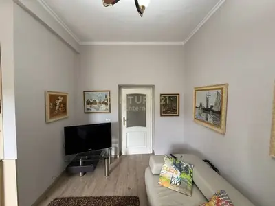 Apartament 2+1 me qera në Blloku, Tiranë, 91 m². Foto 3 nga 10