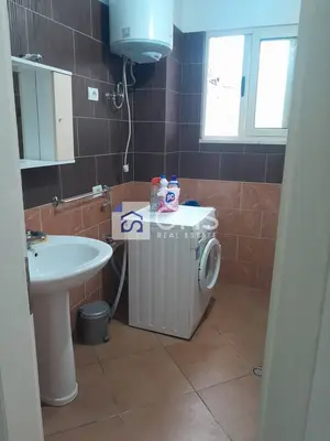 Apartament 1+1 me qera në Shkozë, Tiranë, 73 m². Foto 2 nga 4
