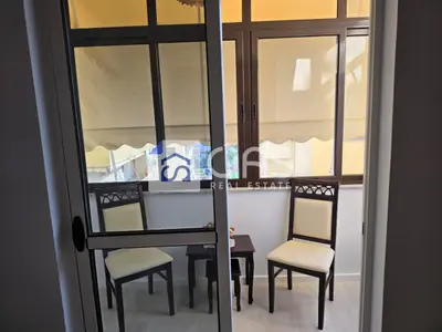 Appartamento 2+1 in affitto a Rruga e Kavajës, Tirana, 90 m². Foto 7 di 8