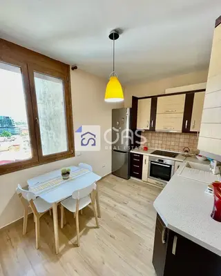Apartament 1+1 me qera në Myslym Shyri, Tiranë, 78 m². Foto 2 nga 10