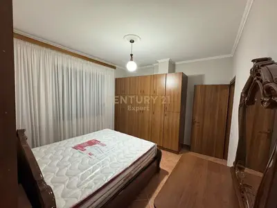 Apartament 1+1 me qera në Kinostudio, Tiranë, 75 m². Foto 3 nga 4