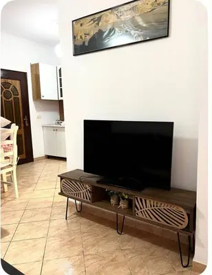 Apartament 1+1 me qera në Plazh, Durrës, 68 m². Foto 2 nga 9