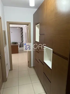 Appartamento 1+1 in affitto a 5 Maj, Tirana, 70 m². Foto 7 di 8
