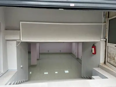 Shop for rent in Xhamia e Tabakeve, Tirana, 130 m². Photo 3 of 5