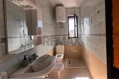 Apartament 2+1 me qera në Rruga e Elbasanit, Tiranë, 80 m². Foto 12 nga 12