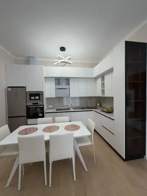 Apartament 2+1 me qera në Kompleksi Delijorgji, Tiranë, 114 m². Foto 3 nga 9