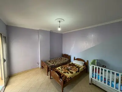 Appartamento 2+1 in affitto a Terminali i Autobusëve të Jugut & Veriut, Tirana, 110 m². Foto 5 di 8
