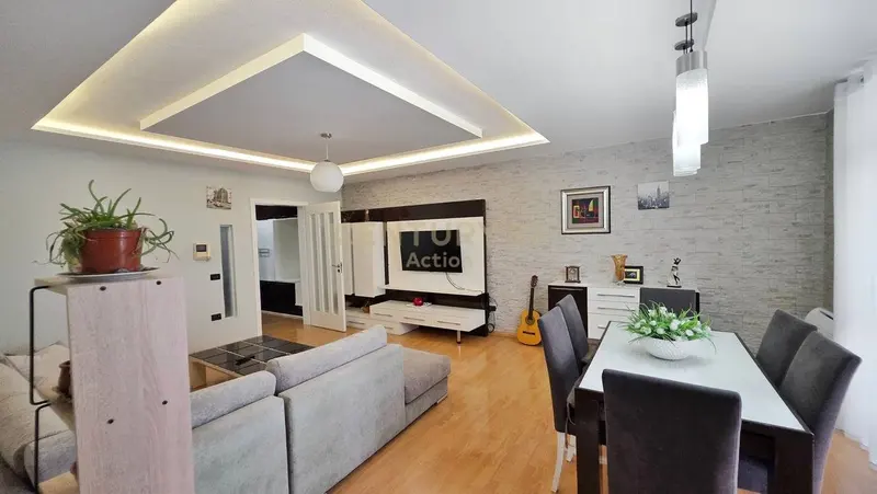 Apartament 2+1 me qera në Ish Ekspozita, Tiranë, 120 m²