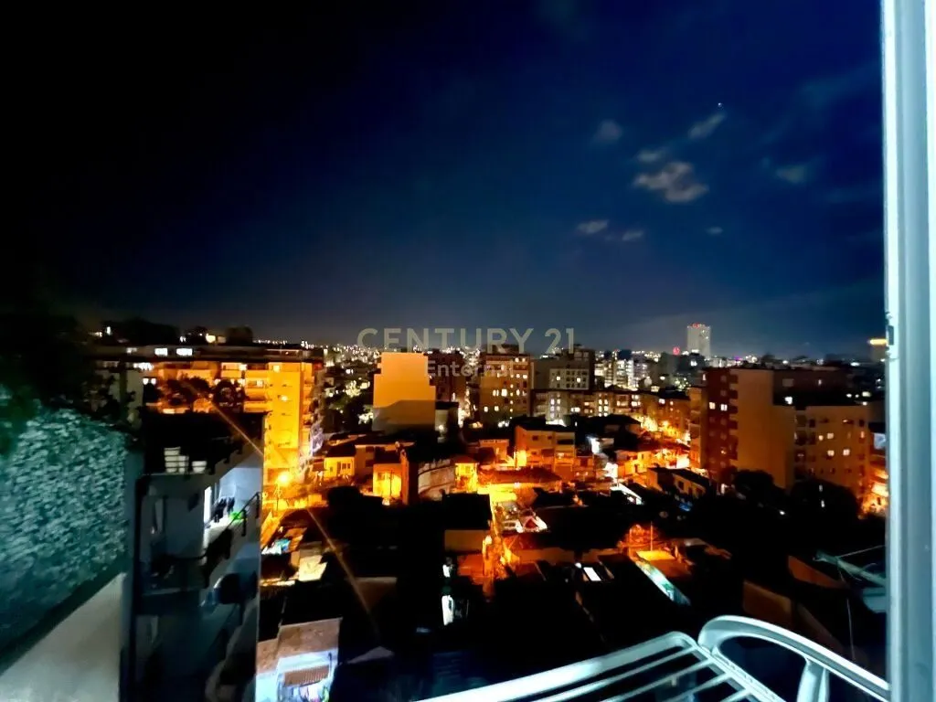 Appartamento 1+1 in affitto a Tirana, 77 m². Foto 1 di 5