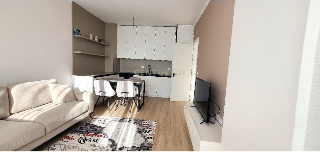 Apartment 2+1 for rent in Kinostudio, Tirana, 73 m². Photo 2 of 3