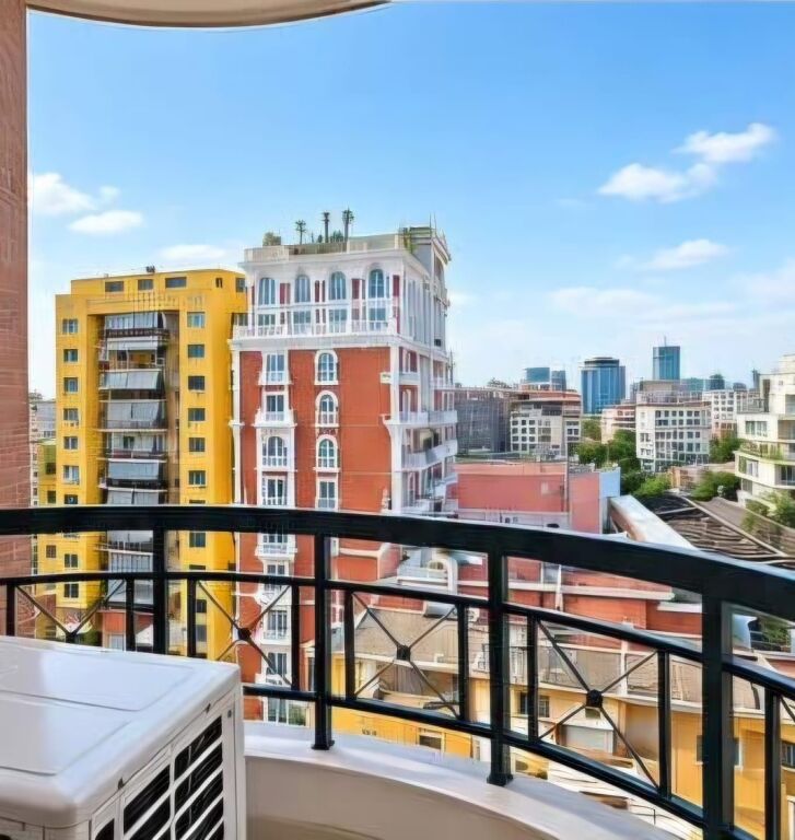 House 2+1 for rent in Blloku, Tirana, 110 m². Photo 3 of 3