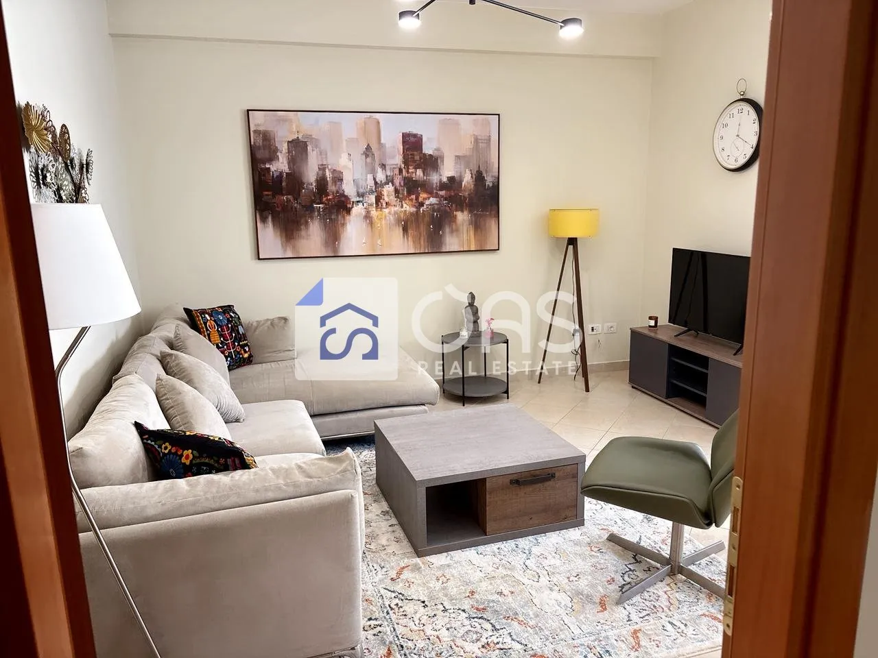 Apartament 1+1 me qera në Komuna e Parisit, Tiranë, 74 m². Foto 1 nga 4