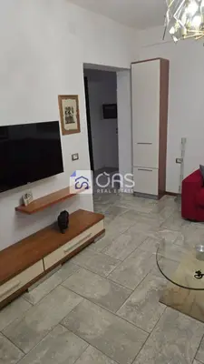 Appartamento 2+1 in affitto a Rruga e Dibrës, Tirana, 70 m². Foto 3 di 5