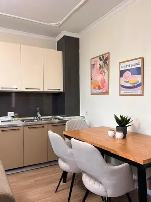 Apartament 3+1 me qera në Ish Ekspozita, Tiranë, 105 m². Foto 4 nga 7