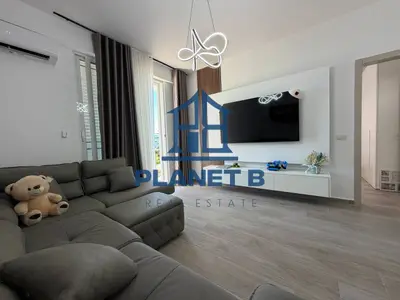 Apartament 1+1 me qera në Plazhi i Vjetër, Vlorë, 70 m². Foto 2 nga 8