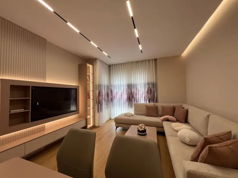 Appartamento 2+1 in affitto a Zogu i Zi, Tirana, 100 m²