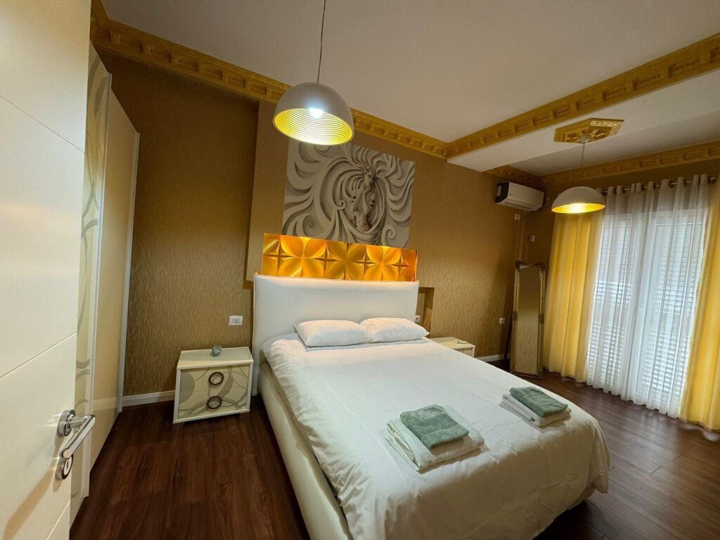 Appartamento 2+1 in affitto a Liqeni i Thatë, Tirana, 120 m². Foto 2 di 3