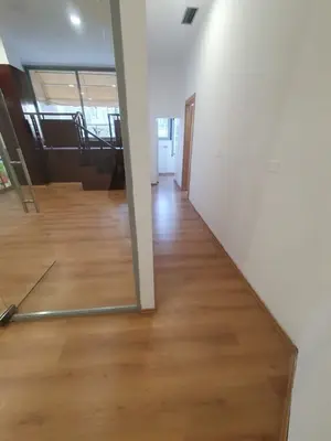 Zyrë me qera në Rruga Bardhok Biba, Tiranë, 65 m². Foto 3 nga 4