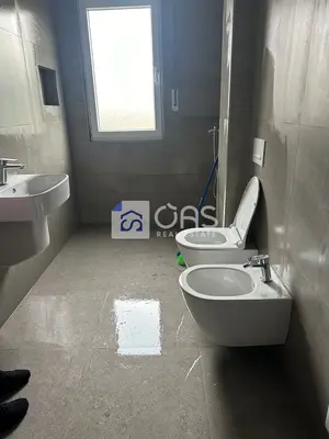 Zyrë me qera në Bulevardi i Ri, Tiranë, 105 m². Foto 3 nga 4