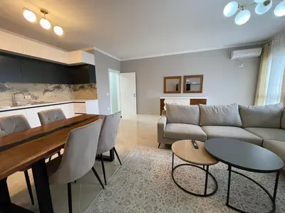 Apartment 1+1 for rent in Porti i Durrësit, Durrës, 75 m². Photo 5 of 11