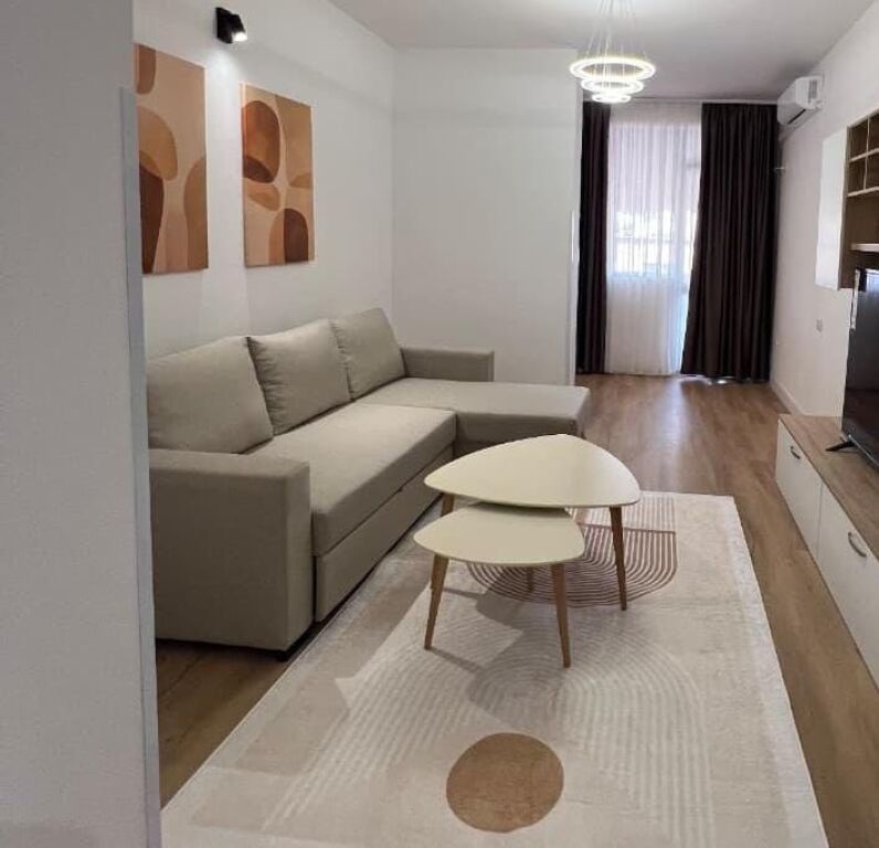 Apartment 1+1 for rent in Rruga e Kavajës, Tirana, 85 m². Photo 2 of 3
