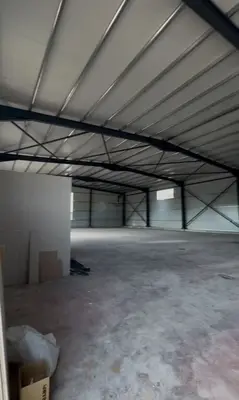 Magazinë me qera në Autostrada Tirane - Durres, Tiranë, 1 200 m². Foto 2 nga 2