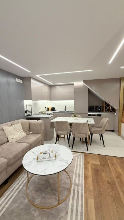 Appartamento 2+1 in affitto a Liqeni i Thatë, Tirana, 100 m². Foto 2 di 3