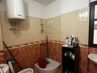 Appartamento 3+1 in affitto a Rruga Adria, Durazzo, 140 m². Foto 1 di 5