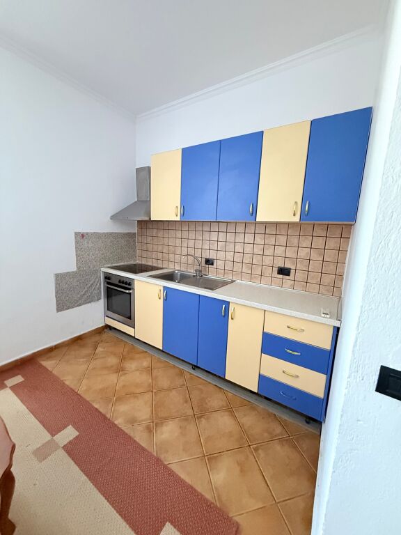 Apartament 1+1 me qera në Stadiumi Dinamo, Tiranë, 60 m². Foto 2 nga 3