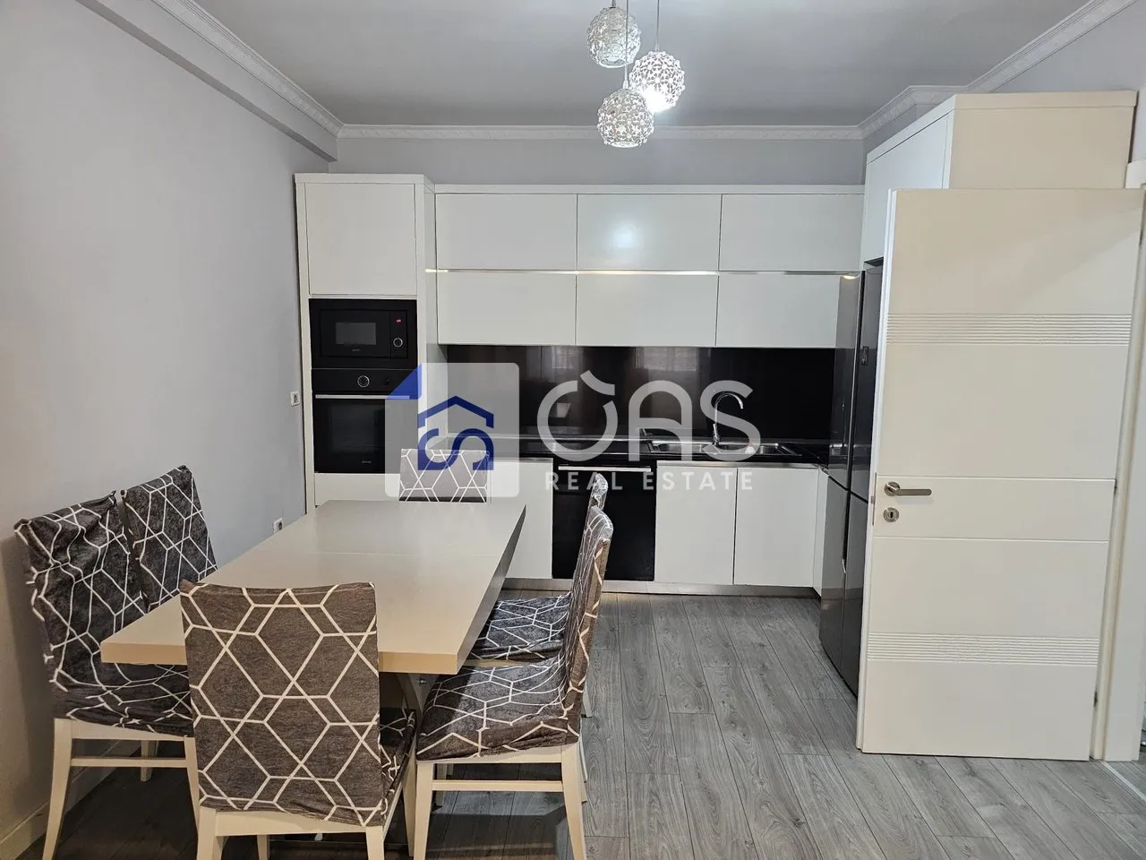 Apartment 2+1 for rent in Astir, Tirana, 104 m². Photo 1 of 6