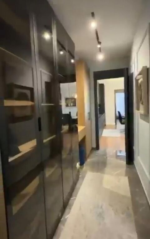 Appartamento 3+1 in affitto a 21 Dhjetori, Tirana, 150 m². Foto 3 di 3