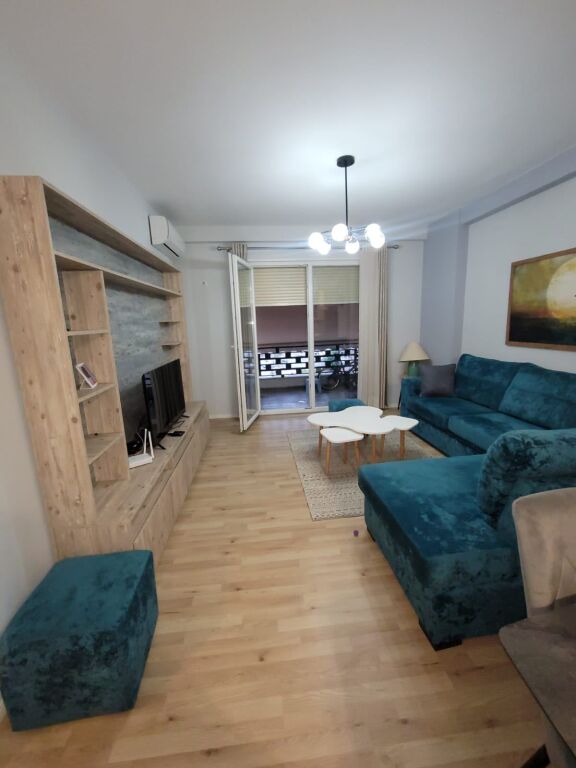 Apartament 2+1 me qera në Yzberisht, Tiranë, 90 m². Foto 3 nga 3