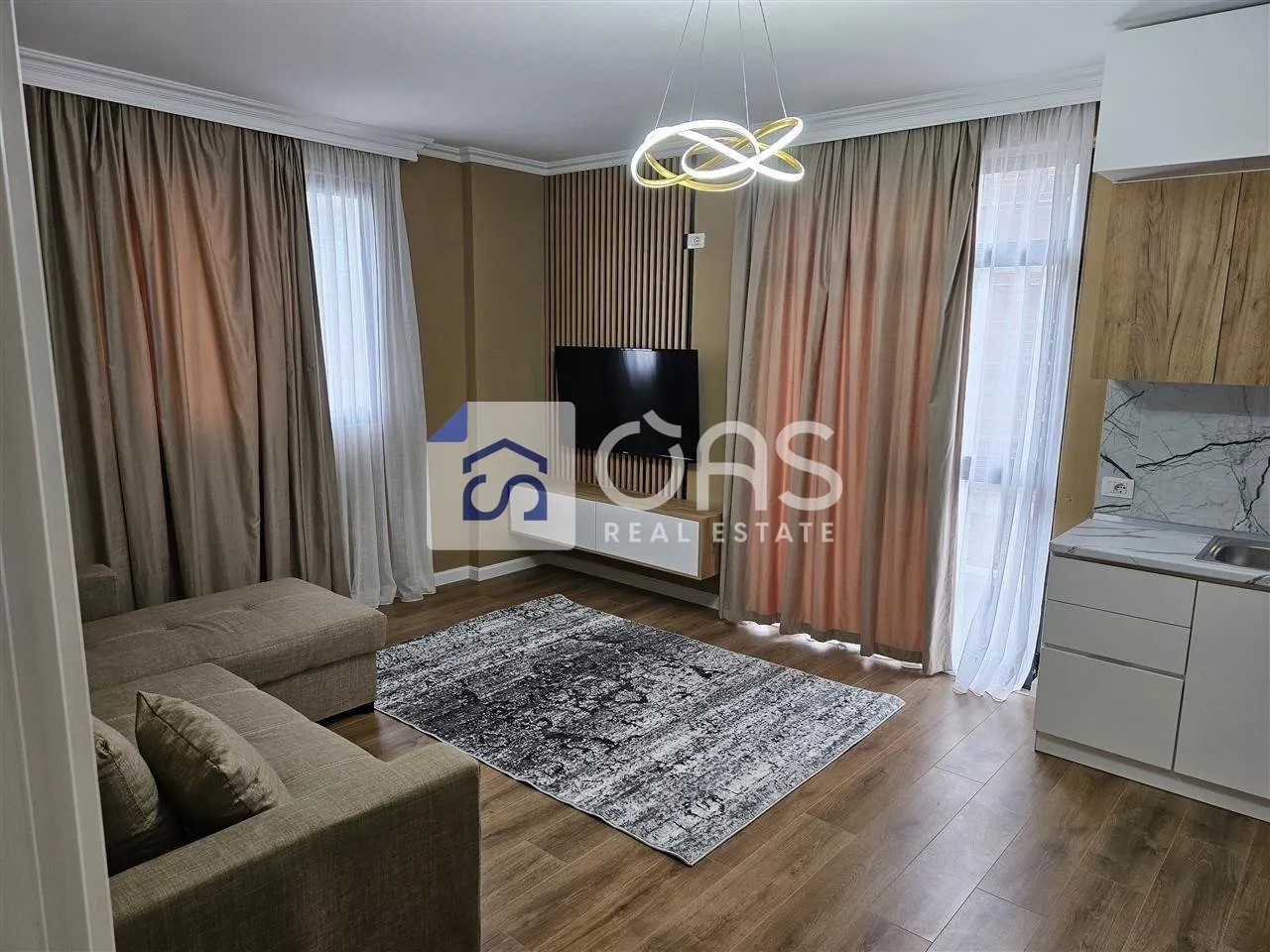 Apartment 2+1 for rent in Rruga e Dibrës, Tirana, 80 m². Photo 1 of 6