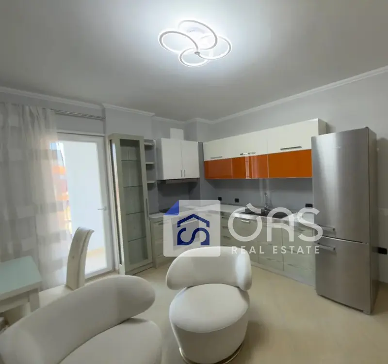 Appartamento 1+1 in affitto a 21 Dhjetori, Tirana, 66 m²