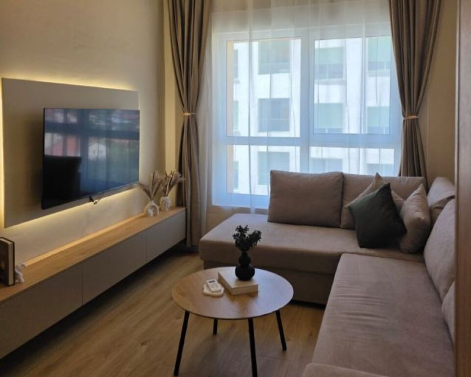 Appartamento 1+1 in affitto ad Ali Demi, Tirana, 70 m²