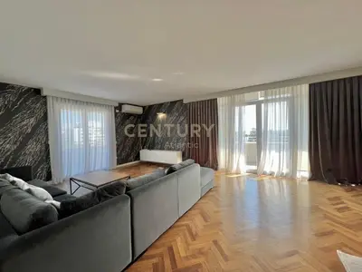 Apartament 2+1 me qera në Plazh Iliria, Durrës, 200 m². Foto 4 nga 12