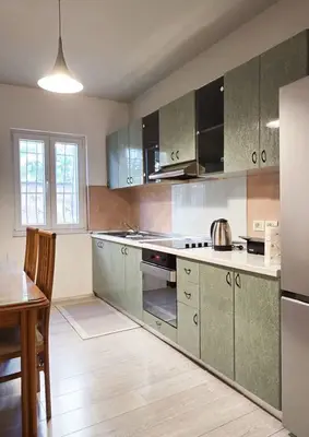 Apartament 2+1 me qera në Kodra e Priftit, Tiranë, 120 m². Foto 4 nga 11