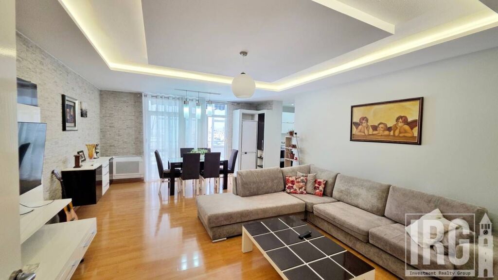 Apartament 2+1 me qera në Ish Ekspozita, Tiranë, 116 m². Foto 1 nga 3