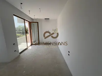 Villa for rent in Farkë, Tirana, 334 m². Photo 1 of 12