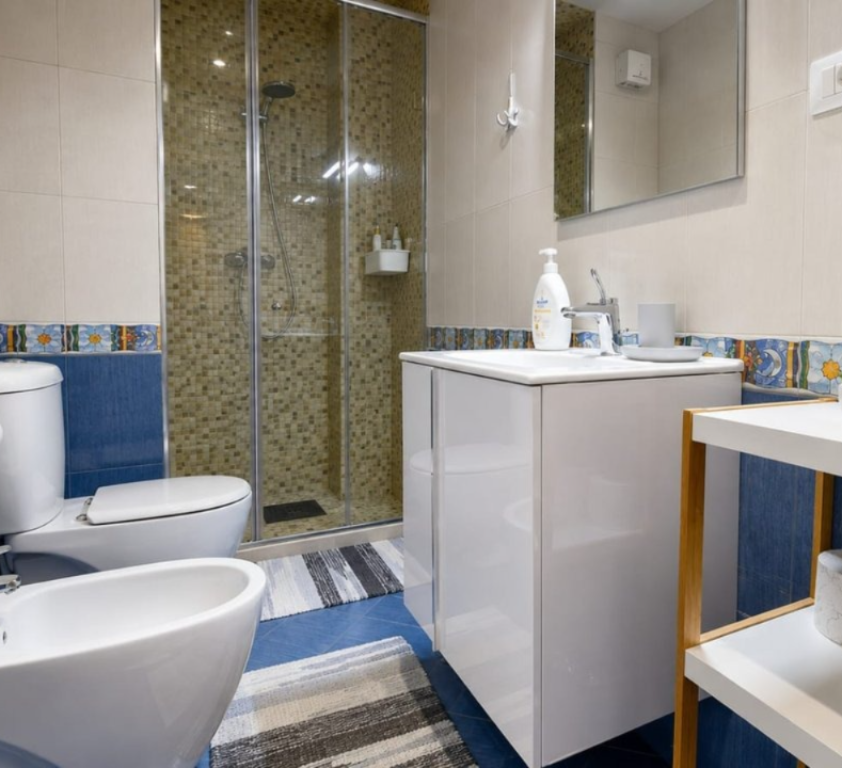 Apartment 2+1 for rent in Rruga e Elbasanit, Tirana, 90 m². Photo 3 of 3