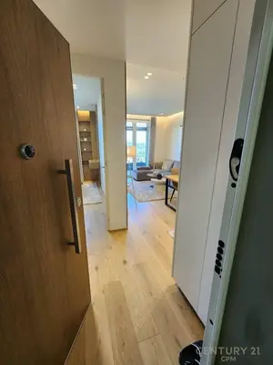 Apartment 1+1 for rent in Kompleksi Dinamo, Tirana, 70 m². Photo 10 of 12