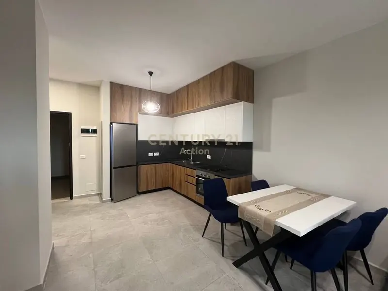 Apartament 1+1 me qera në Yzberisht, Tiranë, 72 m²