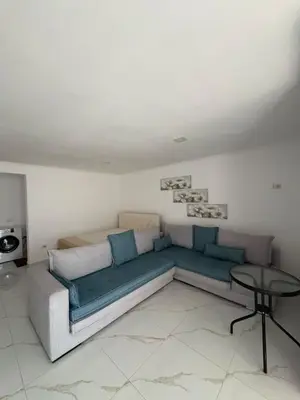 Garsoniere me qera në Plazh, Durrës, 40 m². Foto 3 nga 6