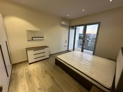 Appartamento 3+1 in affitto a Tirana, 155 m². Foto 5 di 6