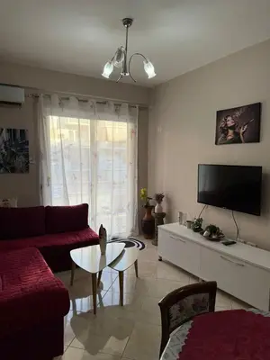 Appartamento 1+1 in affitto a Kombinat, Tirana, 56 m². Foto 2 di 7